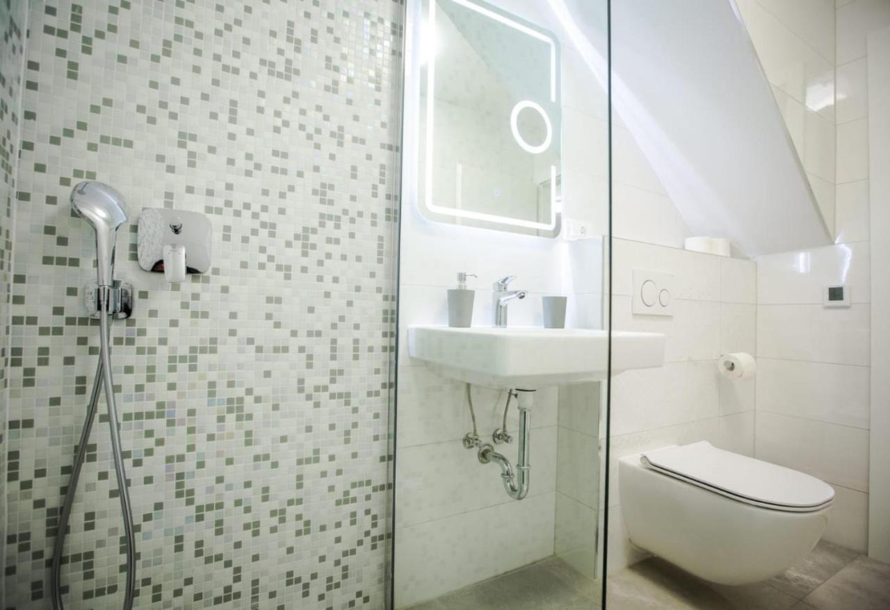 Lions Luxury Rooms Split Exterior foto